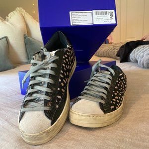 P448 low top tennis shoe